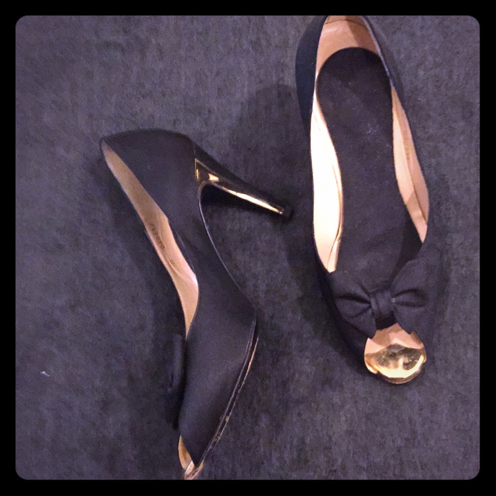 Dress shoes